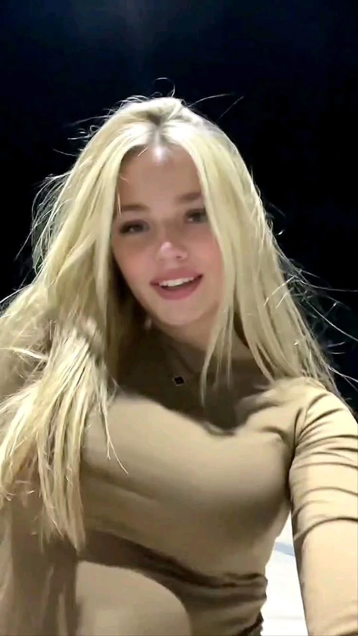 Video Iclik – Hot Tiktoker Mia Indonesia Sedang Viral Bokep