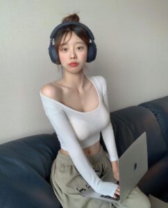 Bokep Indo Bapak Kos Menyelinap Masuk - gambar video viral - GindirViral