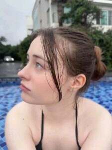 Video Iclik – Kak Sabar Cantik Terlalu Bucin Sama Pacar