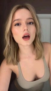 Video Iclik Virly Virginia Sugar Daddy Film KelasBintang